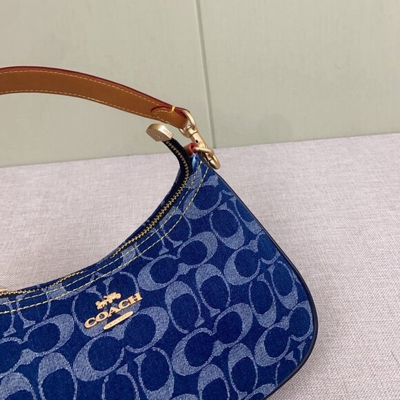 Coach Teri Shoulder Bag Signature Denim CAF82 outlet new - Picture 8 of 8